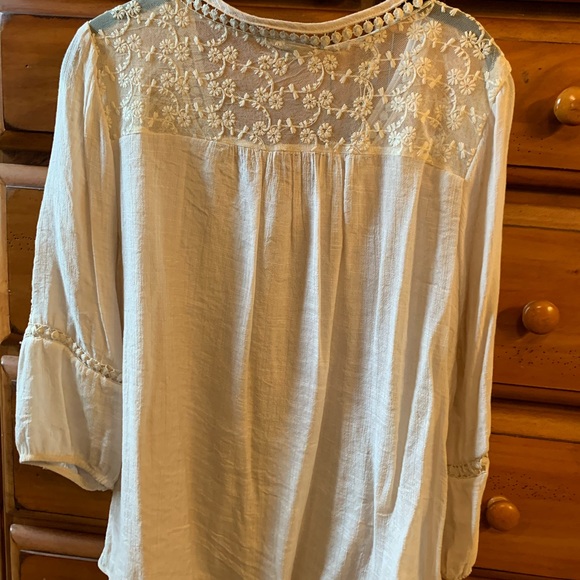 Top - Picture 2 of 3